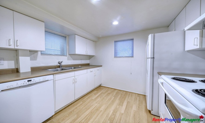 35xx West 16th Avenue, Vancouver, 2 Bedrooms Bedrooms, ,1 BathroomBathrooms,Basement,For Rent,35xx West 16th Avenue, Vancouver,1086
