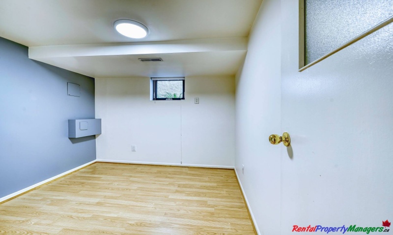 35xx West 16th Avenue, Vancouver, 2 Bedrooms Bedrooms, ,1 BathroomBathrooms,Basement,For Rent,35xx West 16th Avenue, Vancouver,1086