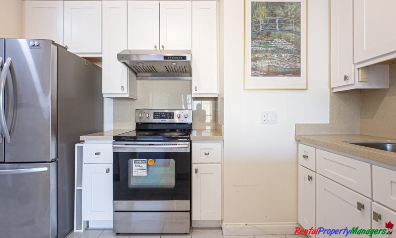 2xx-6128 Patterson Ave, Burnaby, 2 Bedrooms Bedrooms, ,2 BathroomsBathrooms,Condo,For Rent,2xx-6128 Patterson Ave, Burnaby ,1099