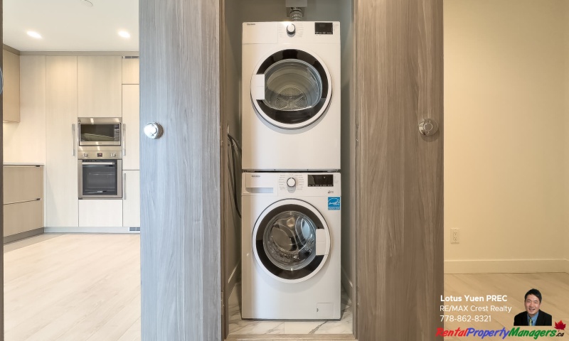 9xx-4890 Lougheed Highway, 1 Bedroom Bedrooms, ,1 BathroomBathrooms,Condo,Rented and Being Managed,Hillside East 2,9xx-4890 Lougheed Highway,1109