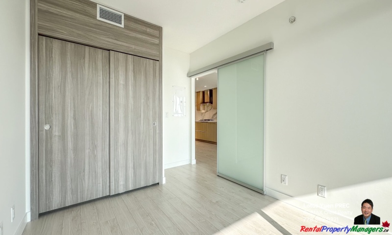 2xxx-4880 Lougheed Highway, 1 Bedroom Bedrooms, ,1 BathroomBathrooms,Condo,Rented and Being Managed,Hillside East 1,2xxx-4880 Lougheed Highway,1113