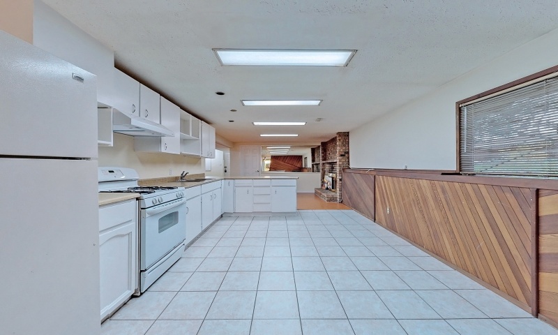 Basement-7xx Como Lake Avenue, Coquitlam, 3 Bedrooms Bedrooms, ,1 BathroomBathrooms,Basement,For Rent,Basement-7xx Como Lake Avenue, Coquitlam,1120