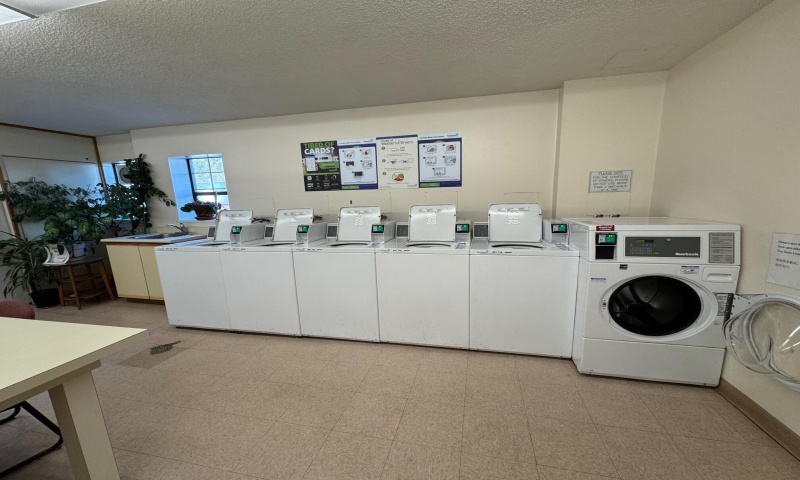 #5xx-6611 Minoru Blvd, Richmond, 2 Bedrooms Bedrooms, ,1.5 BathroomsBathrooms,Condo,Rented and Being Managed,Regency Park Tower,#5xx-6611 Minoru Blvd, Richmond,1121