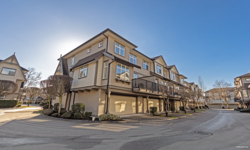 #92-7288 Heather St, Richmond, 4 Bedrooms Bedrooms7288 Heather St, RichmondR-LYU088 0 ,3.5 BathroomsBathrooms,Townhouse,For Rent,Barrington Walk,#92-7288 Heather St, Richmond,1126