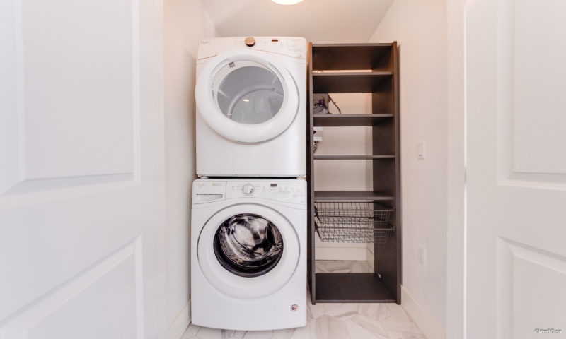 469 63rd Avenue West, Vancouver, 1 Bedroom Bedrooms469 63rd Avenue West, Vancouver R-LYU099 0 ,1.5 BathroomsBathrooms,Condo,For Rent,469 63rd Avenue West, Vancouver ,1137