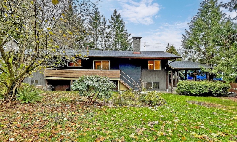 UpperLevel -768 Como Lake Avenue, Coquitlam, 4 Bedrooms BedroomsUpperLevel -768 Como Lake Avenue, CoquitlamR-LYU902 0 ,1.5 BathroomsBathrooms,House,For Rent,UpperLevel -768 Como Lake Avenue, Coquitlam,1072